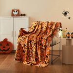 Way To Celebrate Halloween Jack-O'-Lantern Plush Oversized Couch Throw Blanket, Cream and Orange, 50 x 72 in - Image 6